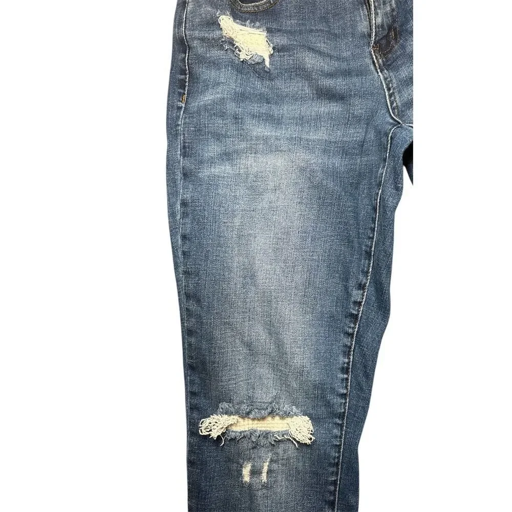 Judy Blue Boyfriend Fit Distressed Mid-Rise Jean Sz: 1/25 - Picture 3 of 5